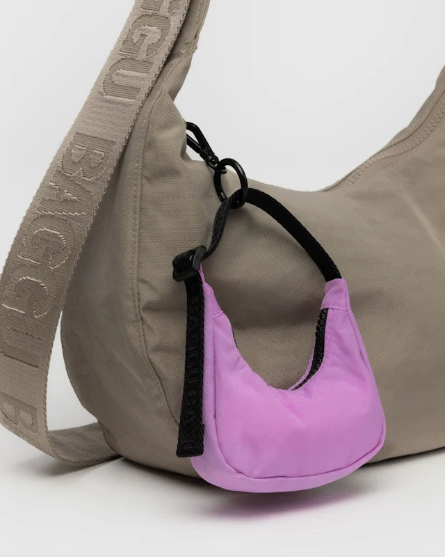 BAGGU Crescent Bag Charm Wallet - Recycled - Image 9