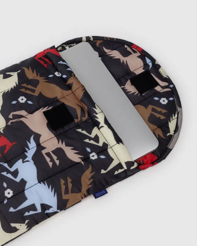 BAGGU Puffy Laptop Sleeve 13" - Recycled - Image 26