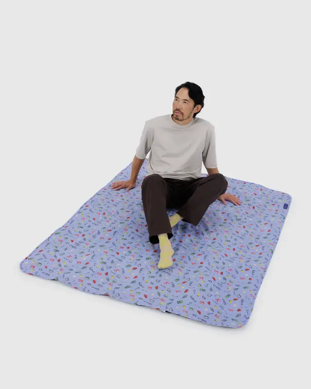 BAGGU Puffy Picnic Blanket - Recycled - Image 13