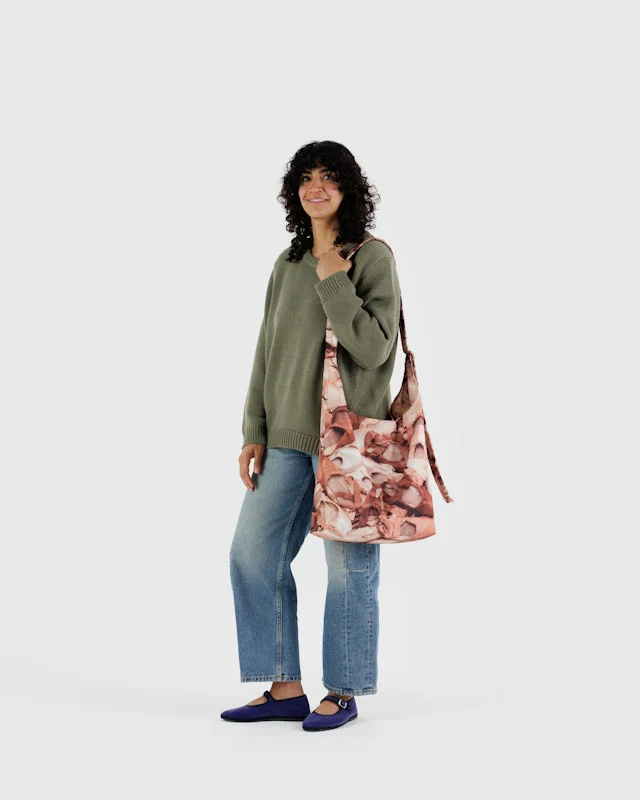 BAGGU Sling Bag Large - Recycled - Image 12