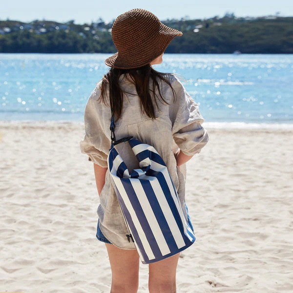 Dock & Bay Recycled Dry Bag - Medium 20L - Image 5