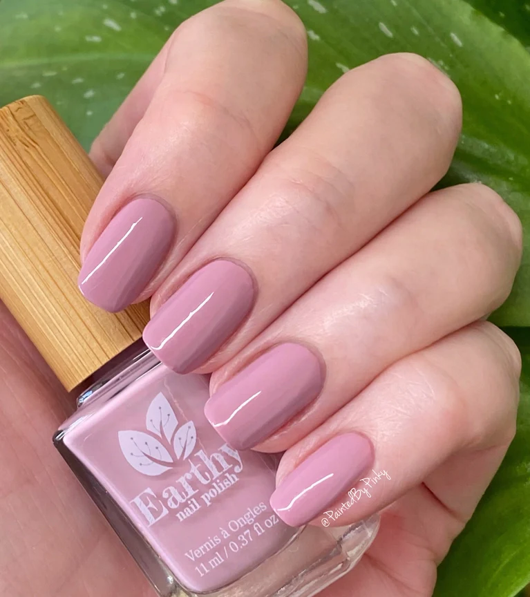 Earthy Plant Based Nail Varnish - Image 31