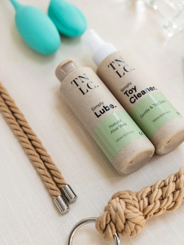 The Natural Love Company Couples Sustainable Sex Toy Bundle - Image 4
