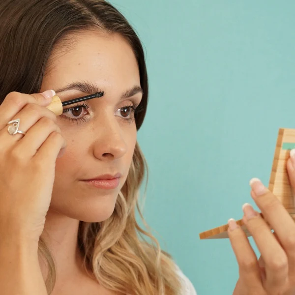 Zao Brow Fixing Gel - Image 2